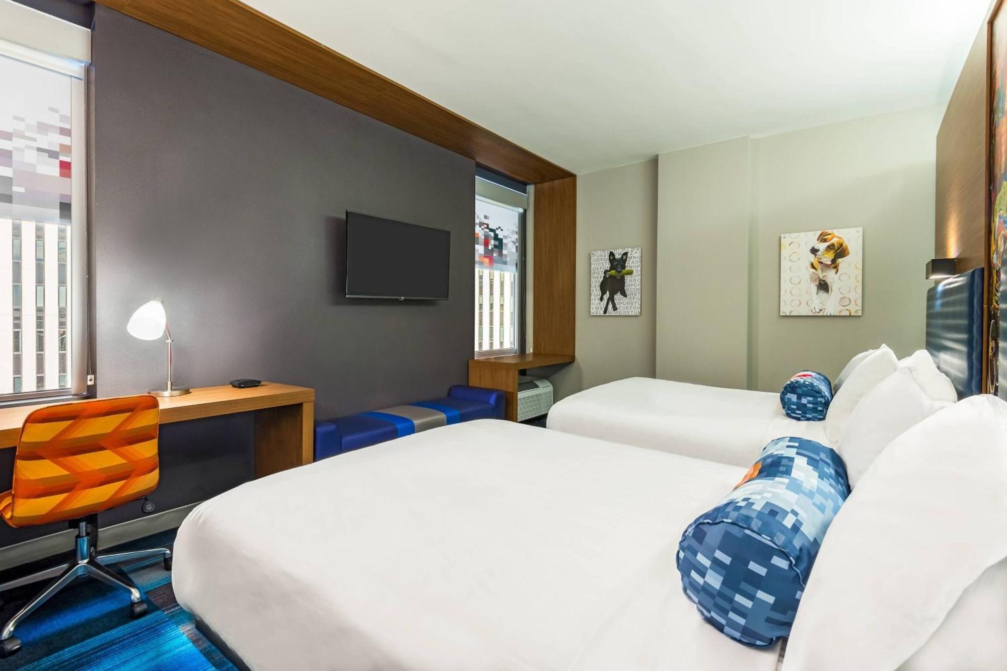 Отель Aloft Indianapolis Downtown Экстерьер фото